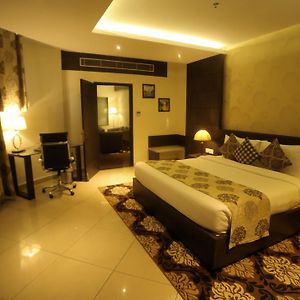 Deluxe Suite on Food Laundry Spa